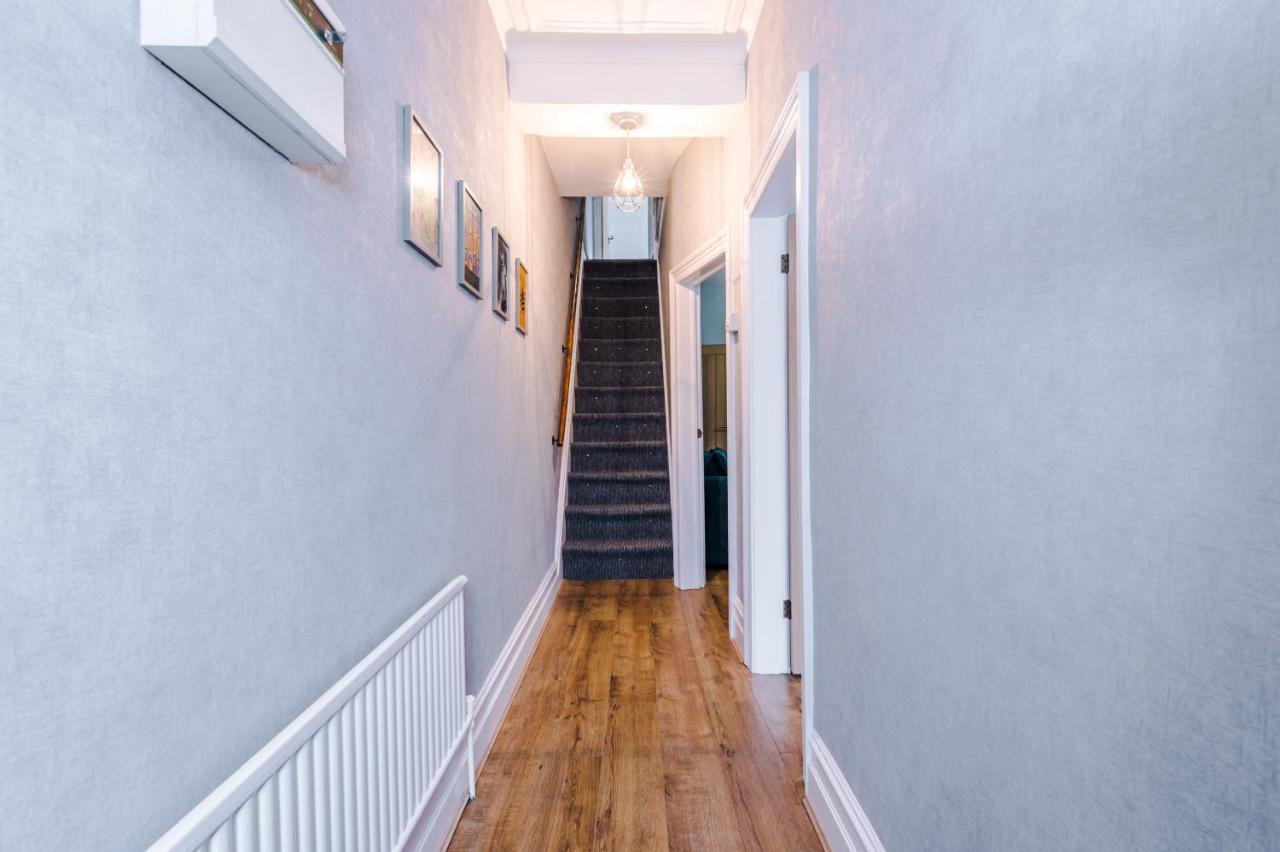 3 Bed Property, Upto 8 Guests Near City Centre Μάντσεστερ Εξωτερικό φωτογραφία